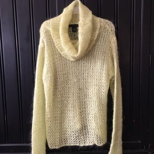 The LIMITED Mohair Nylon woman’s sweater, Med